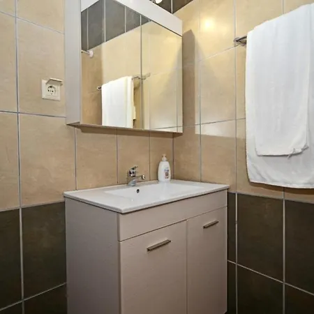 Paradise House Apartment *