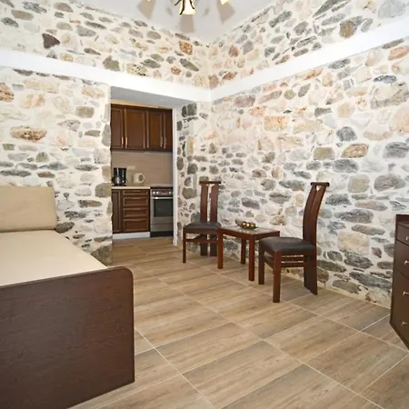 Paradise House Apartment *